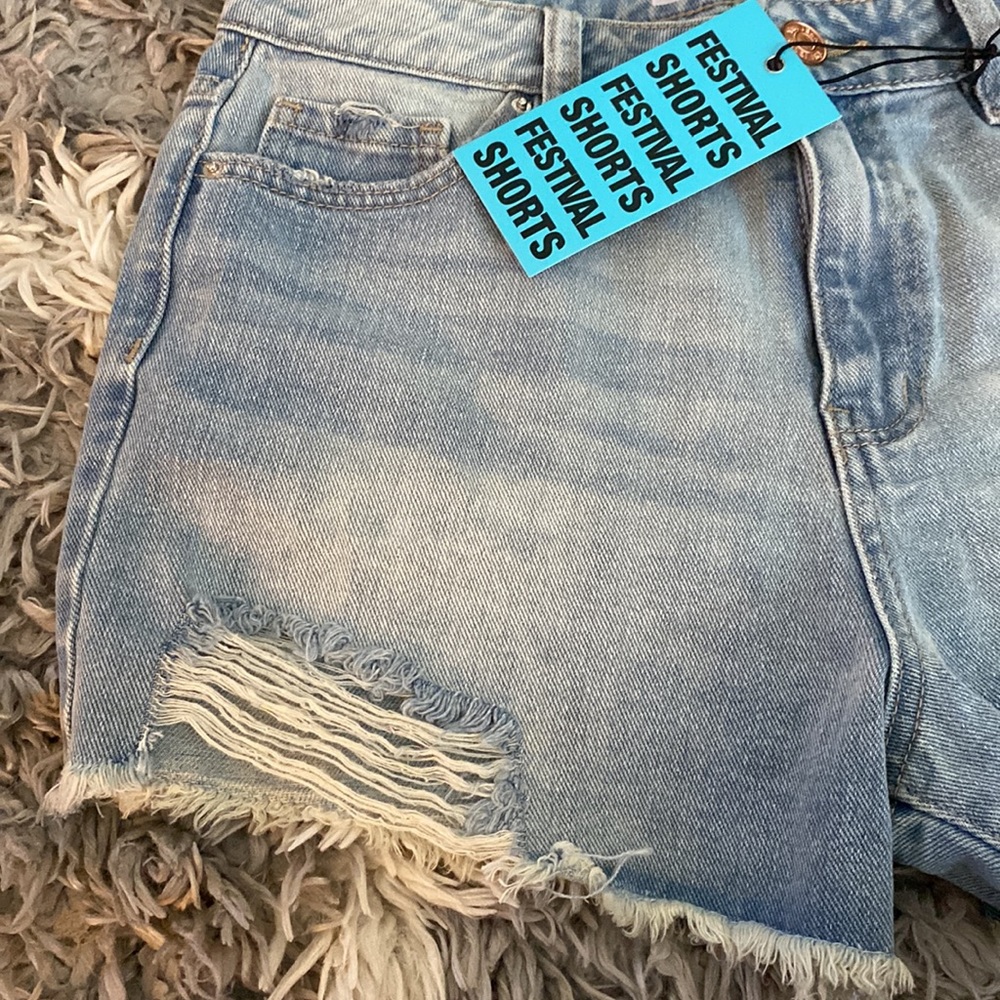 Women’s/Juniors Jean Shorts - Picture 5 of 8